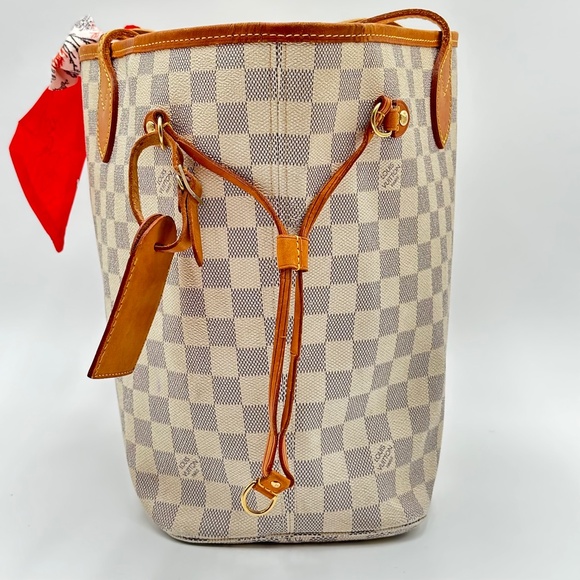 Authentic Louis Vuitton 2010 Damier Azur Neverfull MM Tote - Picture 10 of 16